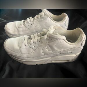 Nike Air Max size 6Y
